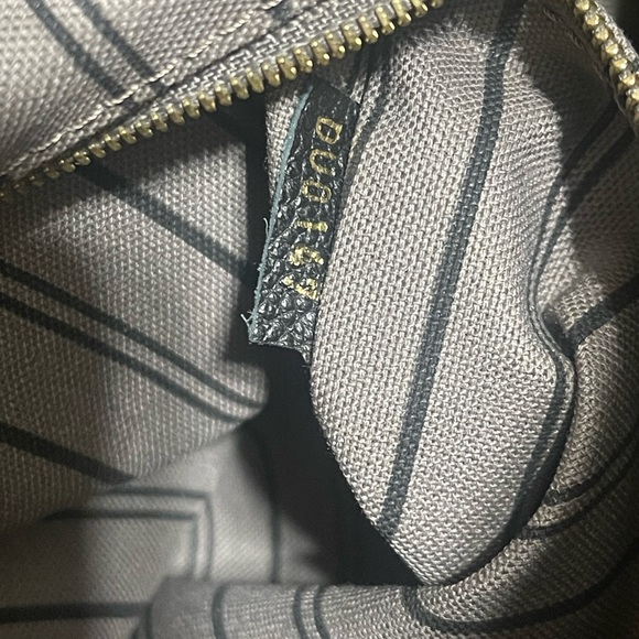 Louis Vuitton Empreinte Speedy Bandouliere 30 NM Black. - Picture 10 of 10